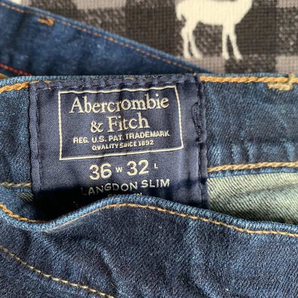 Bundle of Abercrombie & Gap cone Denim - Picture 5 of 5